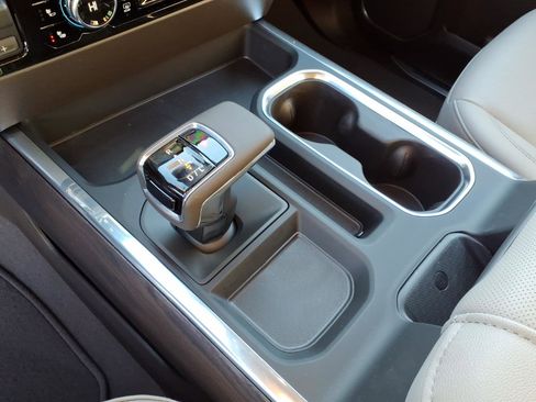 New 2026 GMC Sierra 1500 SLT w/ SLT Premium Plus Package image 13