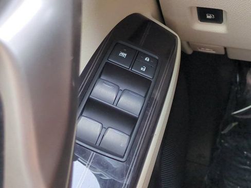 Used 2020 Lexus GX 460 Premium w/ Premium Package AWD/4WD image 23
