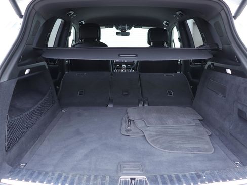 Used 2021 Porsche Cayenne image 16