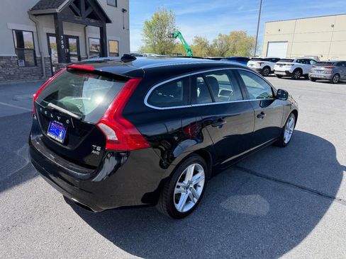 Used 2015 Volvo V60 T5 Premier image 7