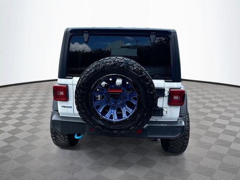 Used 2023 Jeep Wrangler Unlimited Rubicon 4xe AWD/4WD image 7