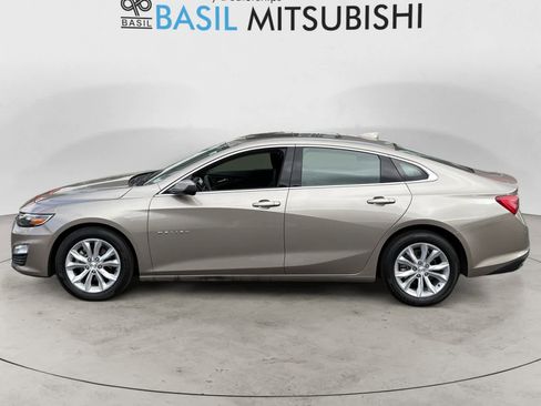 Used 2024 Chevrolet Malibu LT image 2
