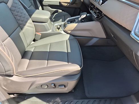 New 2026 GMC Canyon Denali AWD/4WD image 19