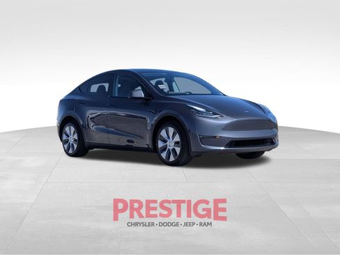 Used 2020 Tesla Model Y Long Range AWD/4WD image 7