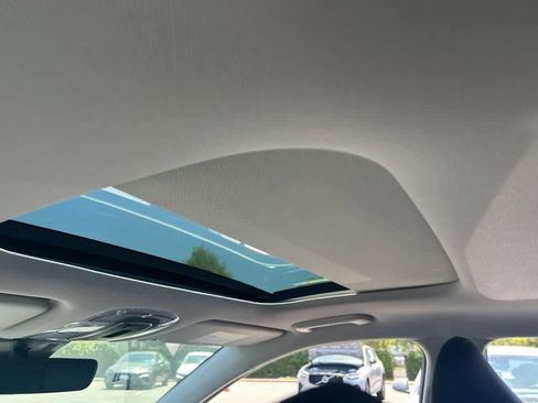 Certified 2024 Hyundai Kona Limited FWD image 8