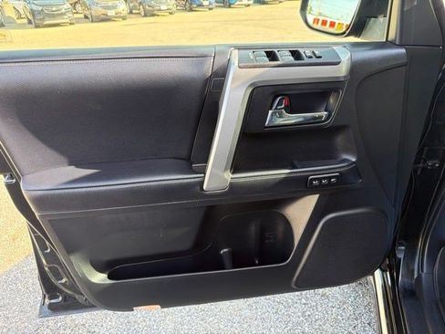 Used 2019 Toyota 4Runner Limited AWD/4WD image 11