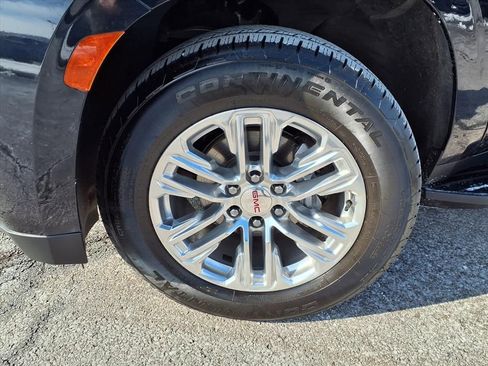 Certified 2023 GMC Yukon SLT w/ SLT Luxury Package image 41