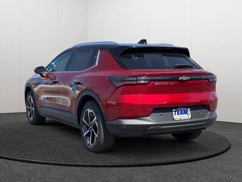 New 2026 Chevrolet Equinox EV LT AWD/4WD image 4