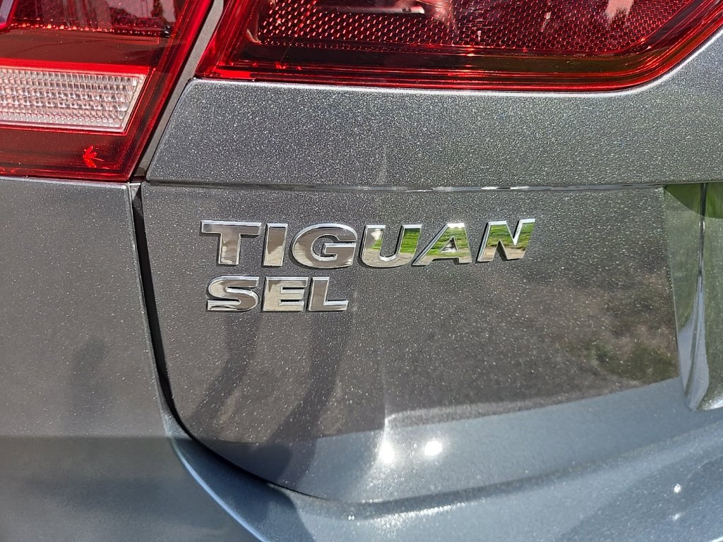 Used 2018 Volkswagen Tiguan SEL Premium AWD/4WD image 7