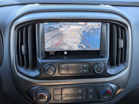 Used 2021 Chevrolet Colorado Z71 w/ Z71 Midnight Edition image 23