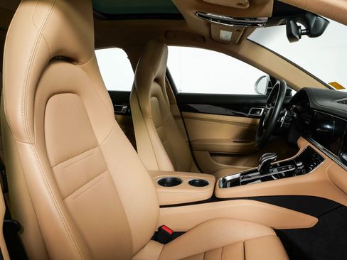 Used 2021 Porsche Panamera 4 AWD/4WD image 24