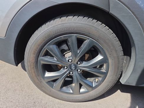 Used 2018 Hyundai Santa Fe Sport w/ 2.0T Ultimate Tech Package 05 FWD image 2