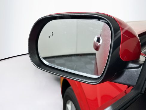 Used 2025 Kia Soul LX w/ LX Technology Package FWD image 16