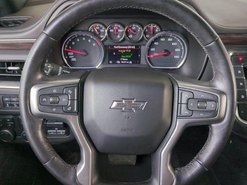 Used 2021 Chevrolet Tahoe Z71 w/ Z71 Signature Package AWD/4WD image 32