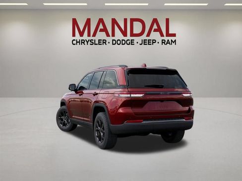 New 2026 Jeep Grand Cherokee Altitude RWD image 3