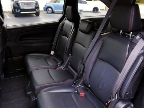 Used 2023 Honda Odyssey Sport image 11
