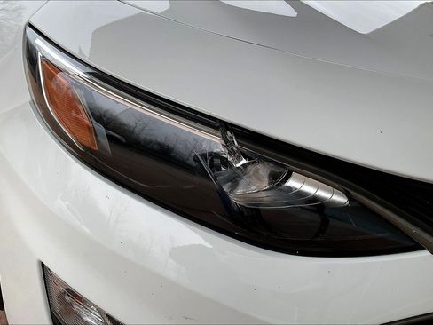 Used 2024 Chevrolet Malibu LT w/ Sport Edition image 30