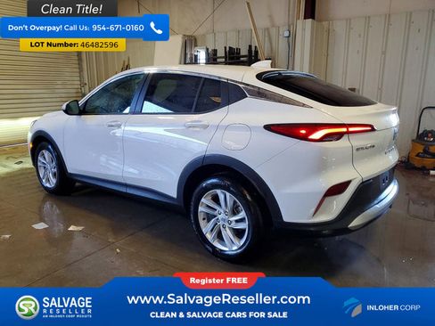 Used 2025 Buick Envista Preferred image 3