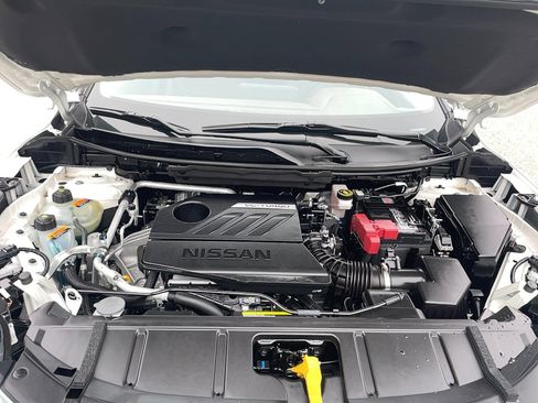 Used 2023 Nissan Rogue SL w/ SL Premium Package image 20