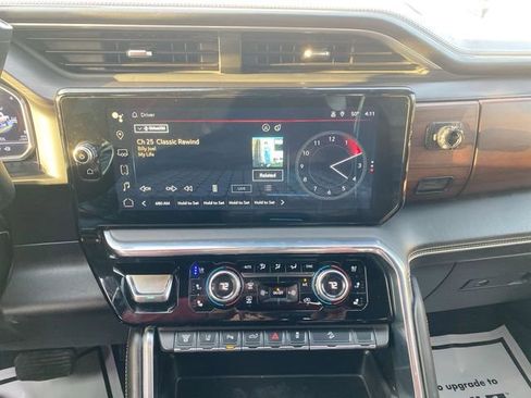 Used 2024 GMC Sierra 3500 Denali Ultimate image 13