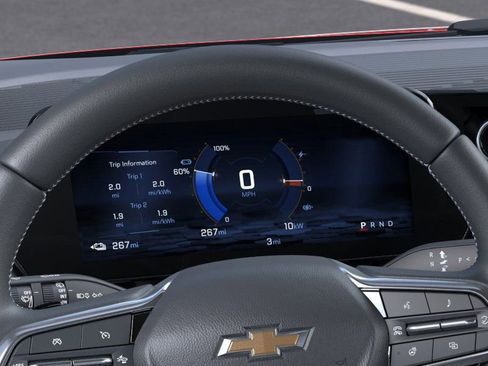 New 2026 Chevrolet Equinox EV LT image 18