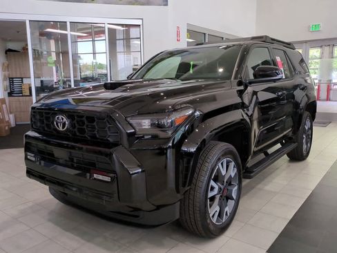 New 2026 Toyota 4Runner TRD Sport Premium AWD/4WD image 2