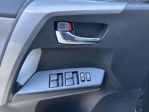 Used 2017 Toyota RAV4 XLE image 21