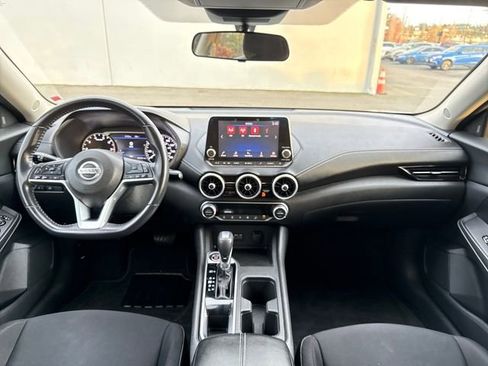 Used 2020 Nissan Sentra SV image 13