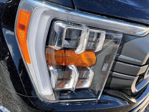 Certified 2022 Ford F150 XLT w/ Equipment Group 302A High image 29