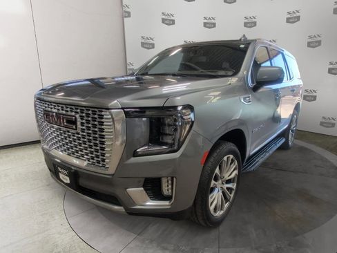 Used 2021 GMC Yukon Denali image 7