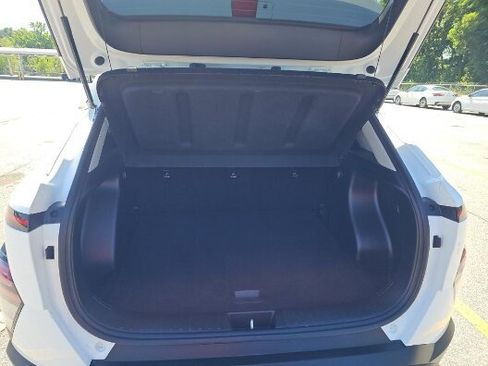 Used 2024 Hyundai Kona SEL FWD image 11