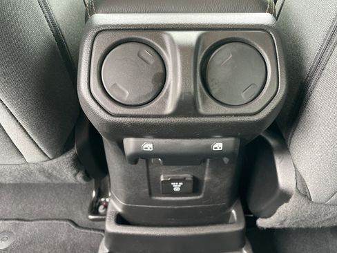 Certified 2025 Jeep Wrangler Sahara image 26