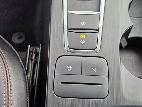 Certified 2025 Ford Escape ST-Line image 31