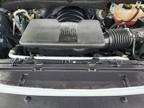 Used 2023 Chevrolet Tahoe RST image 32