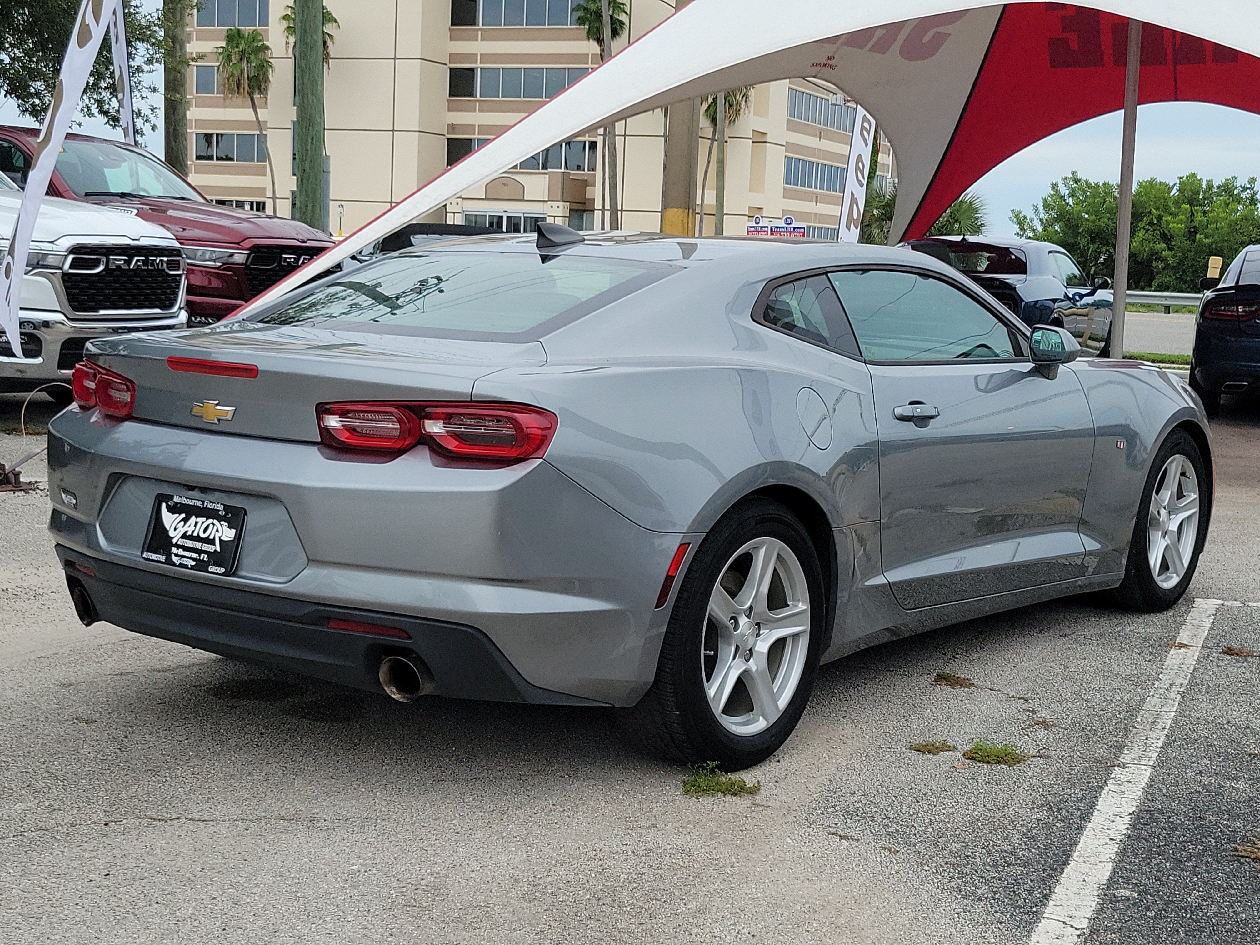 Used 2023 Chevrolet Camaro LT RWD image 4