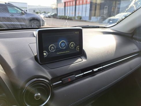 Used 2017 Toyota Yaris iA image 13