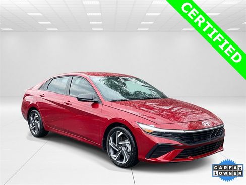 Certified 2025 Hyundai Elantra Sport image 1