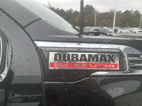 New 2026 GMC Sierra 2500 Denali w/ Denali Reserve Package image 8