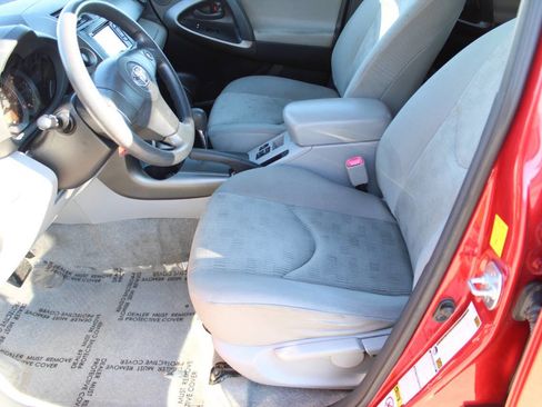 Used 2010 Toyota RAV4 4WD image 13