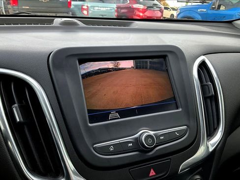 Used 2020 Chevrolet Equinox LT w/ Driver Convenience Package image 20