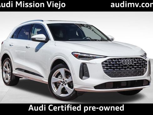 Used 2025 Audi Q5 Premium Plus w/ Premium Plus AWD/4WD image 1