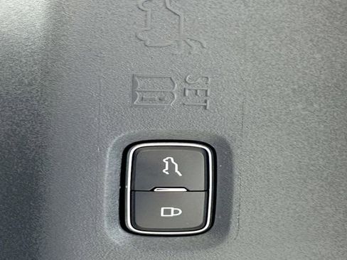 New 2026 Lincoln Navigator L Black Label AWD/4WD image 15