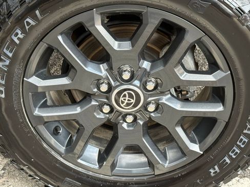 Used 2023 Toyota Tundra Platinum image 52