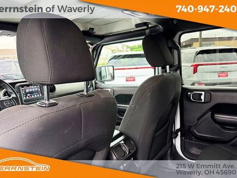 Used 2021 Jeep Wrangler Unlimited Sport image 22
