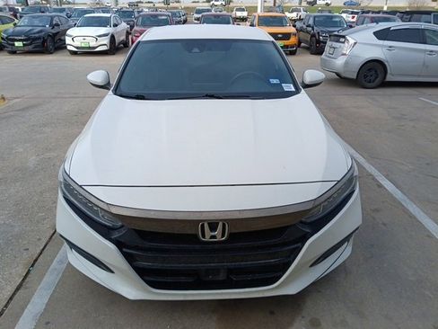 Used 2020 Honda Accord Sport image 4