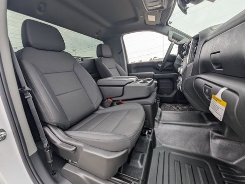 New 2025 GMC Sierra 2500 Pro w/ Convenience Package image 16