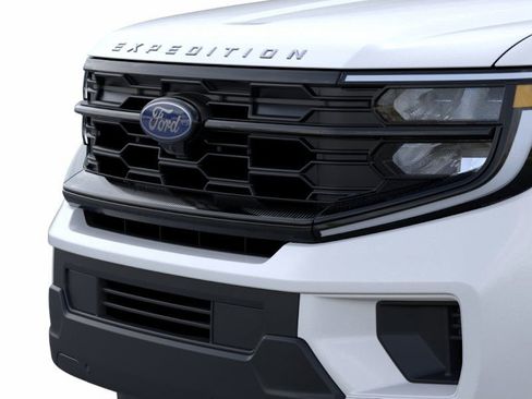 New 2026 Ford Expedition Max Active image 17