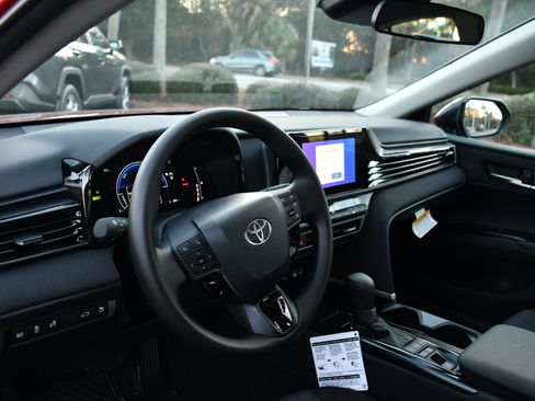 New 2026 Toyota Camry LE image 4