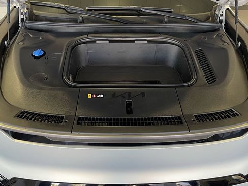 Used 2024 Kia EV9 GT-Line image 21
