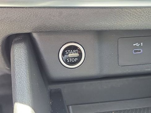 Certified 2023 Nissan Rogue SV w/ SV Premium B Package AWD/4WD image 28